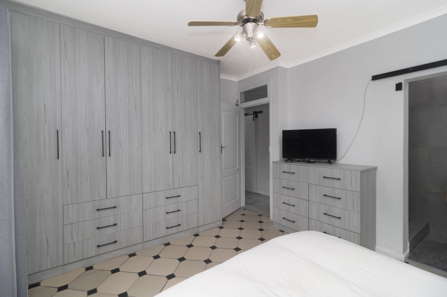 4 Bedroom Property for Sale in Ruwari Western Cape